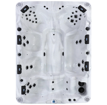 Newporter EC-1148LX hot tubs for sale in Rouyn Noranda